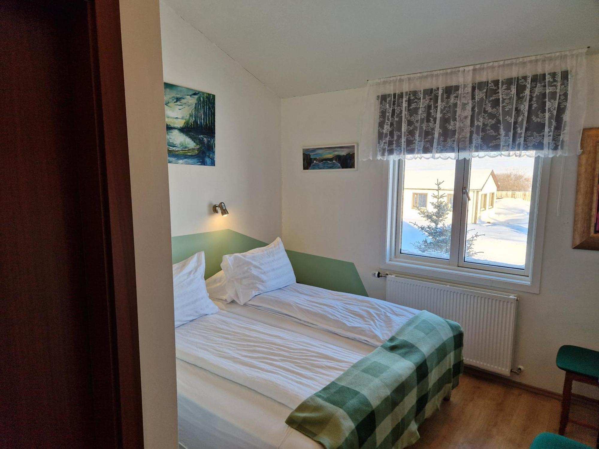 Gauksmyri Guesthouse Lodge Хваммстанги Экстерьер фото